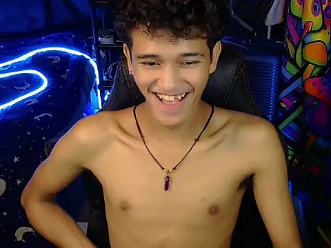 hugekenbigcock webcam