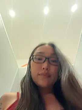 trytomakememoam webcam