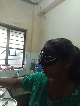 hot-punjabi-couple