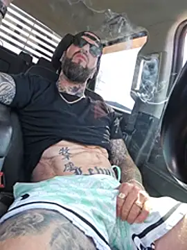 Beardedtattood webcam