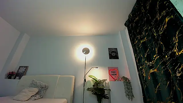 innocent_eva1 webcam
