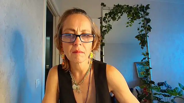 LioraWeiss webcam