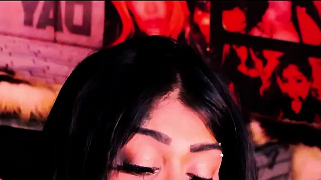 indian_dreamgirl webcam