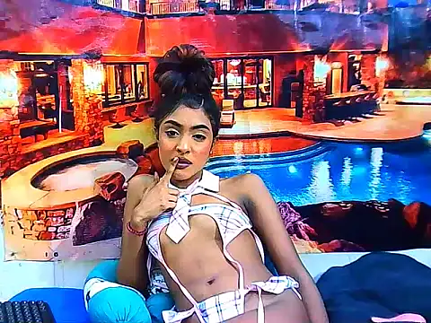 IndianPretty14u2Luv webcam