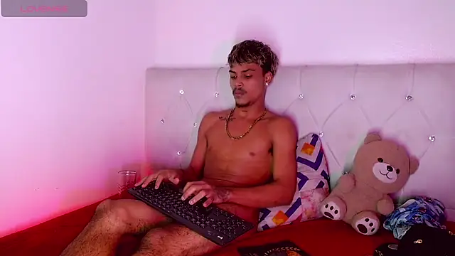Angel_foxc13 webcam
