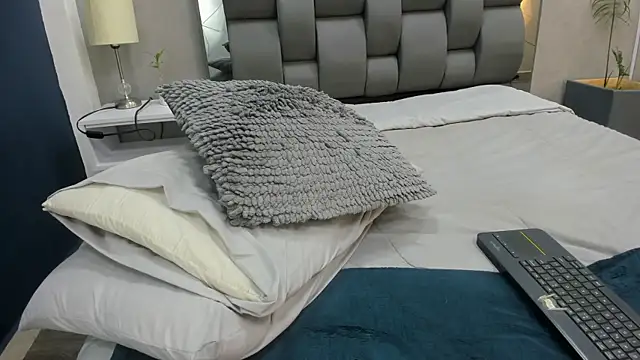Charlie___Musk webcam