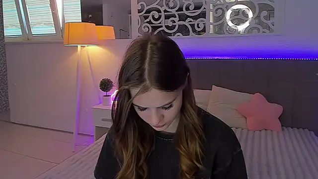 LuisaClover webcam