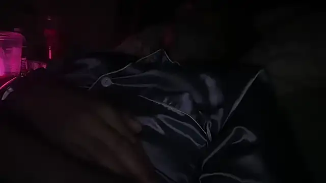 icebergslim281's live room