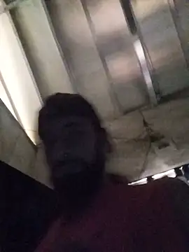 hairy_mannn webcam