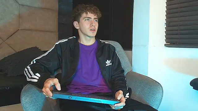 Tyler_Mcrey webcam