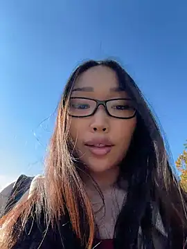 trytomakememoam webcam