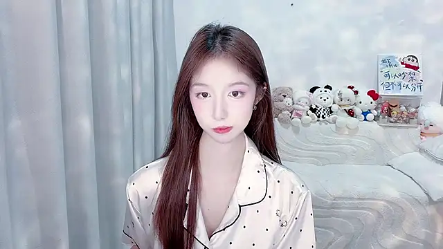 lucky-tt live cam on StripChat