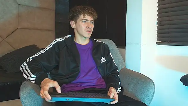 Tyler_Mcrey webcam