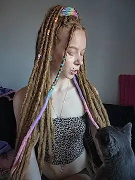 LucidLucy webcam