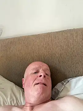 locallad88 live cam on StripChat