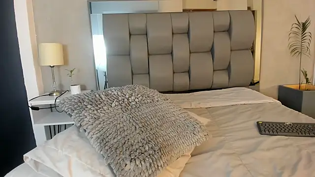 Charlie___Musk webcam