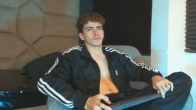 Tyler_Mcrey webcam