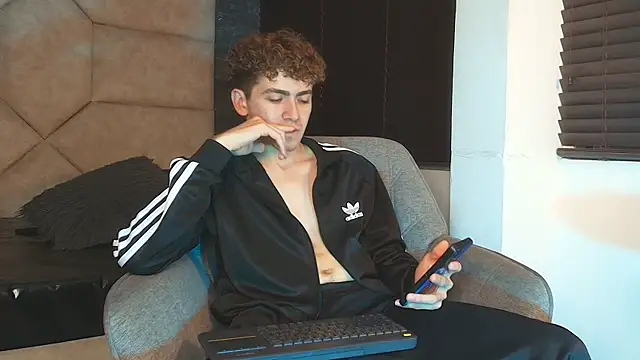 Tyler_Mcrey webcam