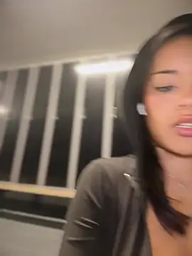 Risky_Workouts webcam