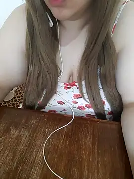 Madam_bezzzoul webcam