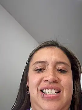 Melany-1 webcam