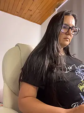 SWEETLILY18 webcam
