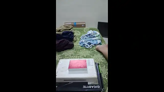 tiny_devil webcam
