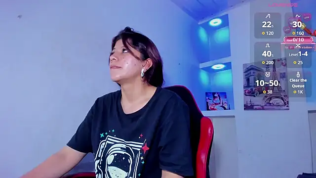 Raven_Rouge_ webcam