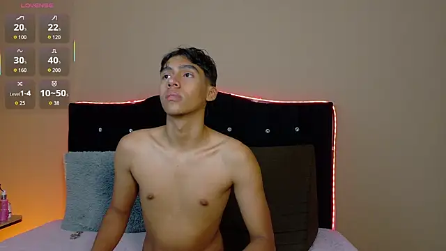 Eros_Lux webcam