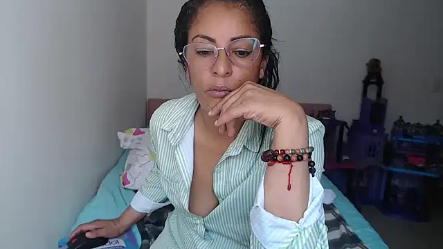 kateleyagrey webcam