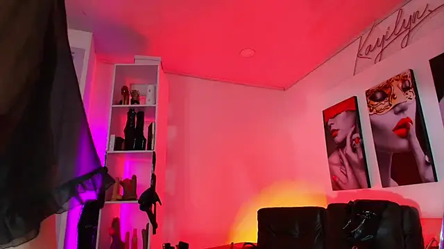 kayilyn live cam on StripChat