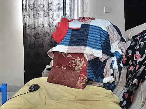 sexyleah25 webcam