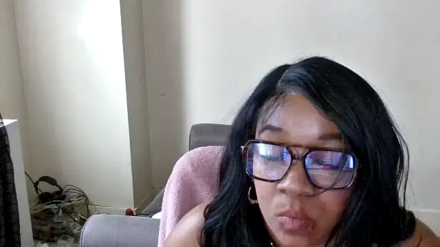 mzpretty444 webcam