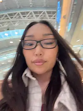 trytomakememoam webcam