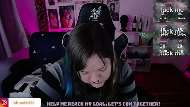 Bdsm_and_fries webcam