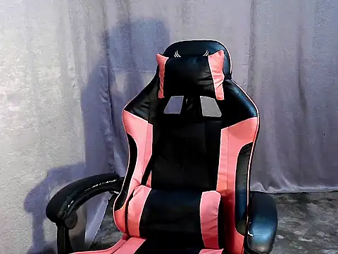 BrendaMore webcam