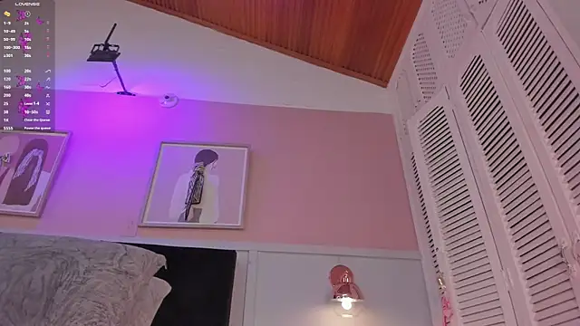 elodie_walker webcam