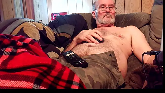 snickers1 (M grandpa) - to jerk off