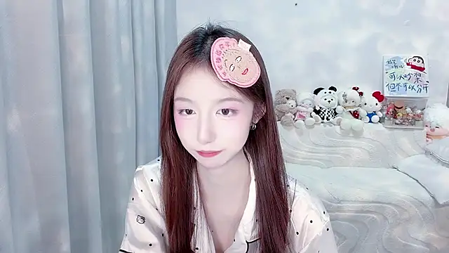 lucky-tt live cam on StripChat