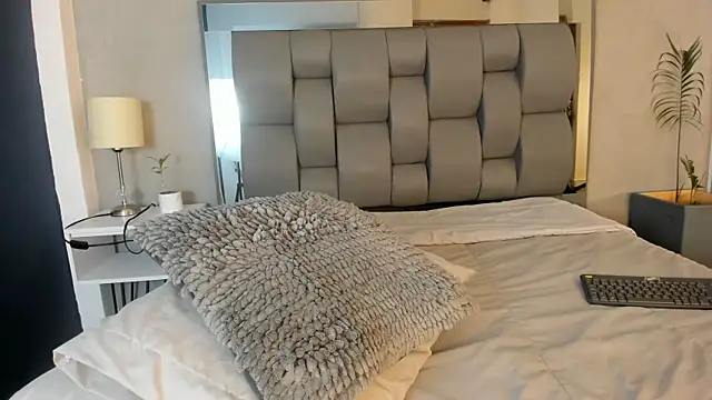 Charlie___Musk webcam