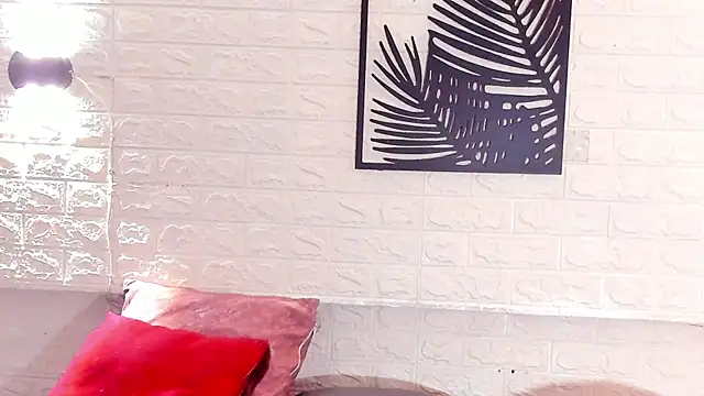 _Astrid_queen webcam