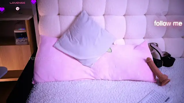 Pussylovekate webcam