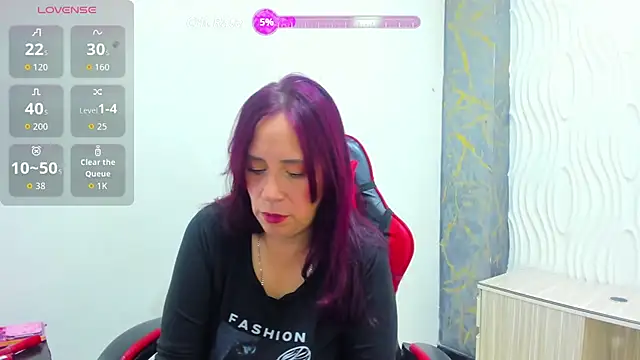 Chantalvedette live cam on StripChat