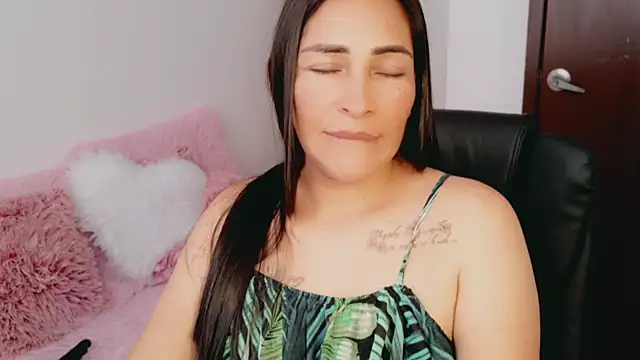 luna_lgomez_ webcam