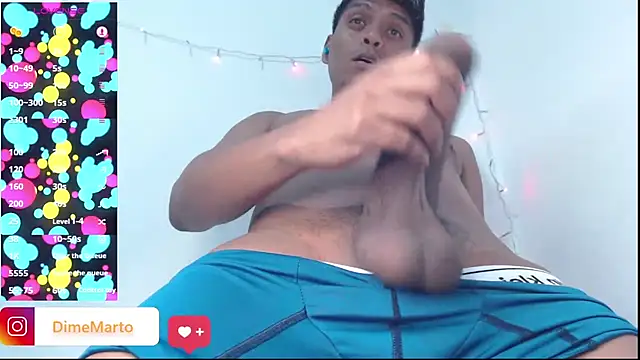 mike_black_22 webcam