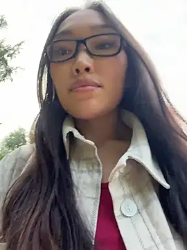 trytomakememoam webcam