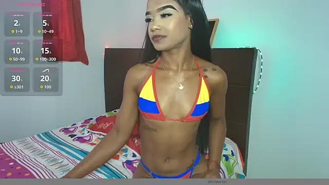 mia_fernand webcam