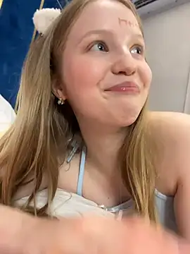 LilianHowards webcam