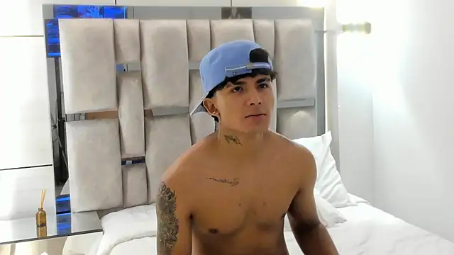 Ruslan_marcel webcam