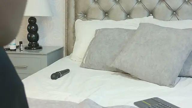 VickyWalles webcam
